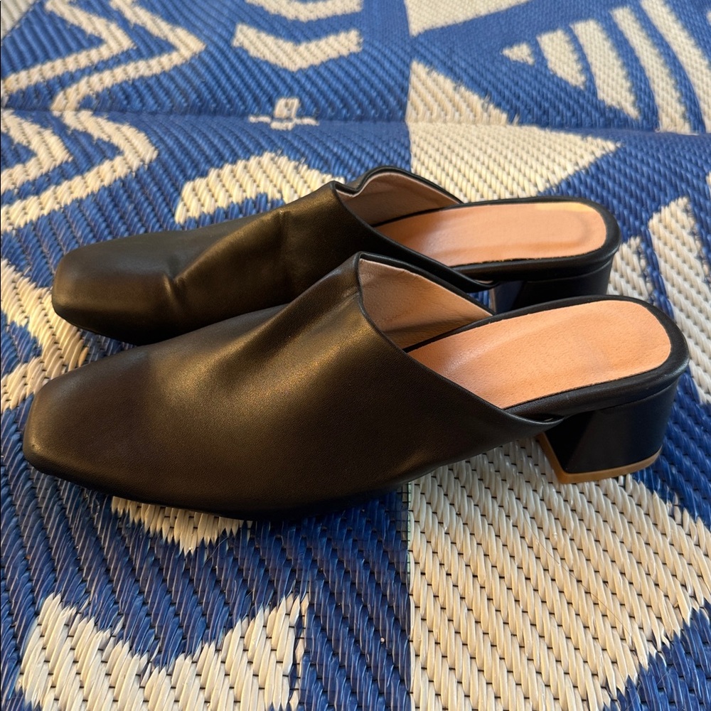 NWOT Size 8 Women Black Chunky Heel Mules Closed Toe Square Toe Slip On Shoes - Picture 2 of 14